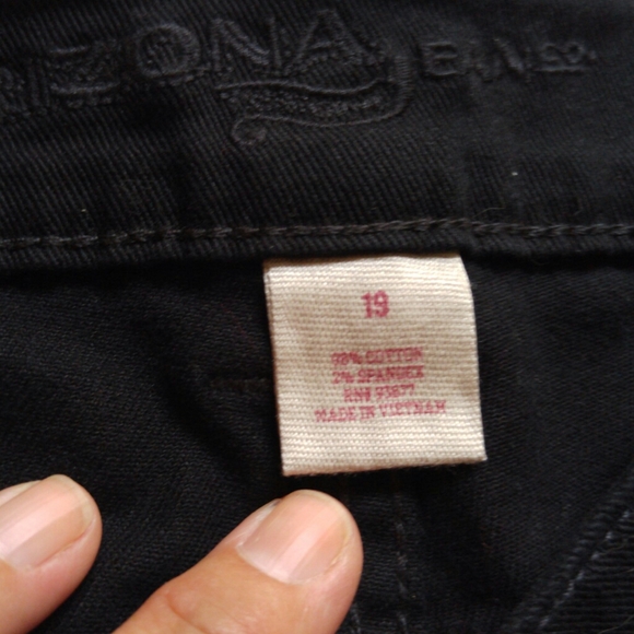 🌺Arizona Capri🌺 - Picture 5 of 12